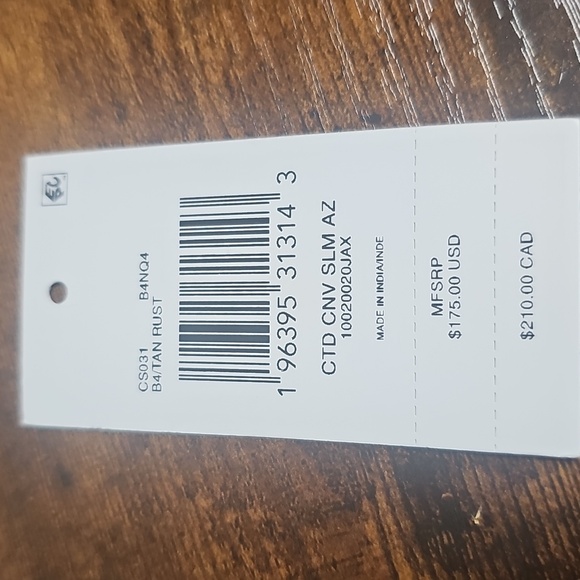 Coach Signature Wallet in Tan/Rust - Picture 9 of 12